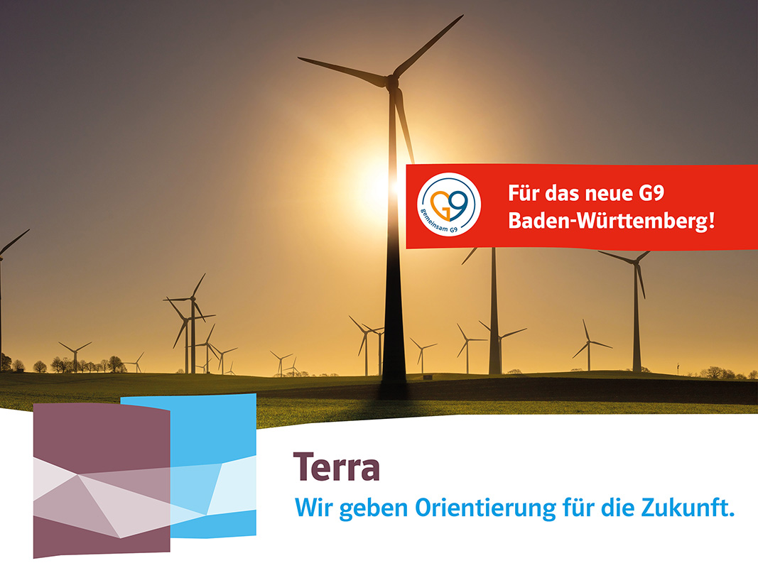 Windräder auf einem Feld im Sonnenaufgang mit der Aufschrift Für das neue G9 Baden-Württemberg