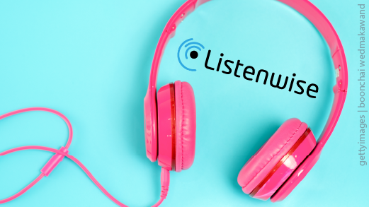 Rosafarbene Kabelkopfhörer mit Logo Listenwise Rosafarbene Kabelkopfhörer mit Logo Listenwise